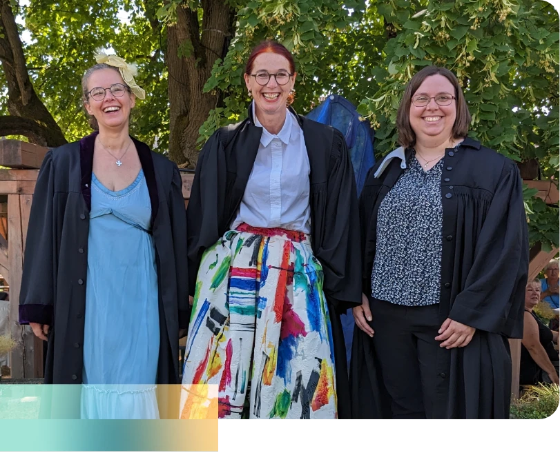 Drei Pfarrerinnen aus dem Team von Feiern & Segnen.